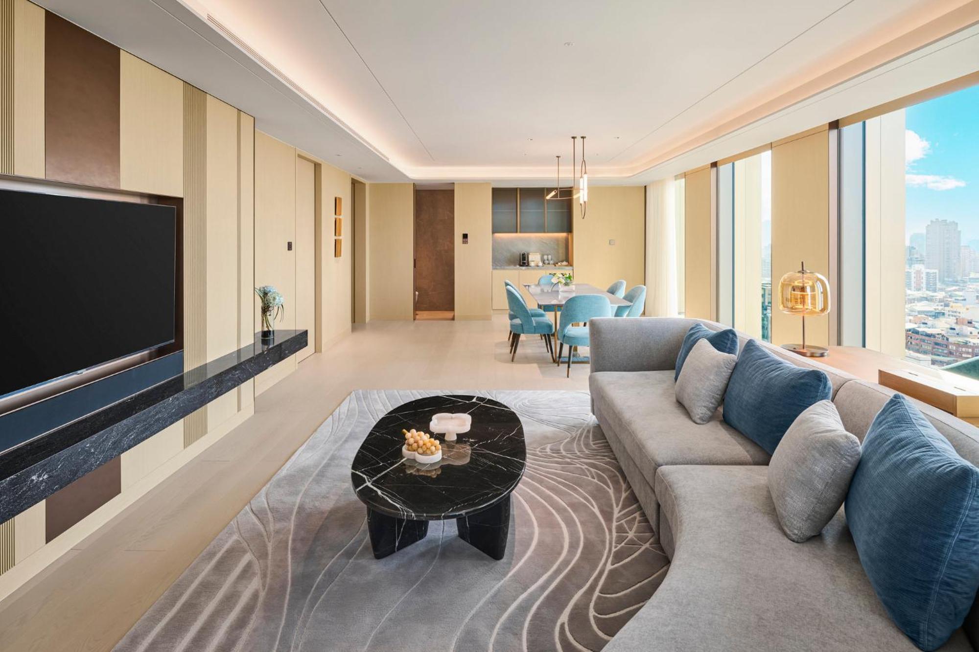 Intercontinental Taichung By Ihg Hotel Exterior photo