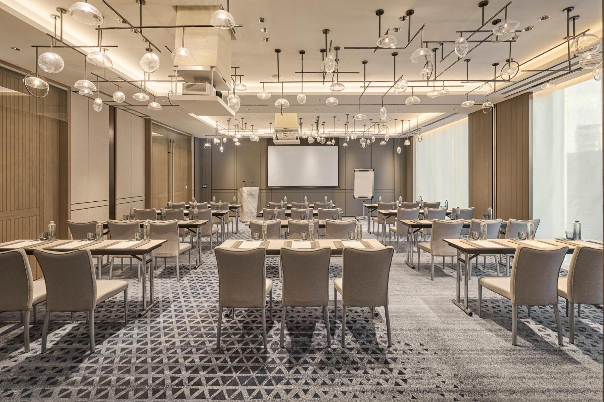 Intercontinental Taichung By Ihg Hotel Exterior photo