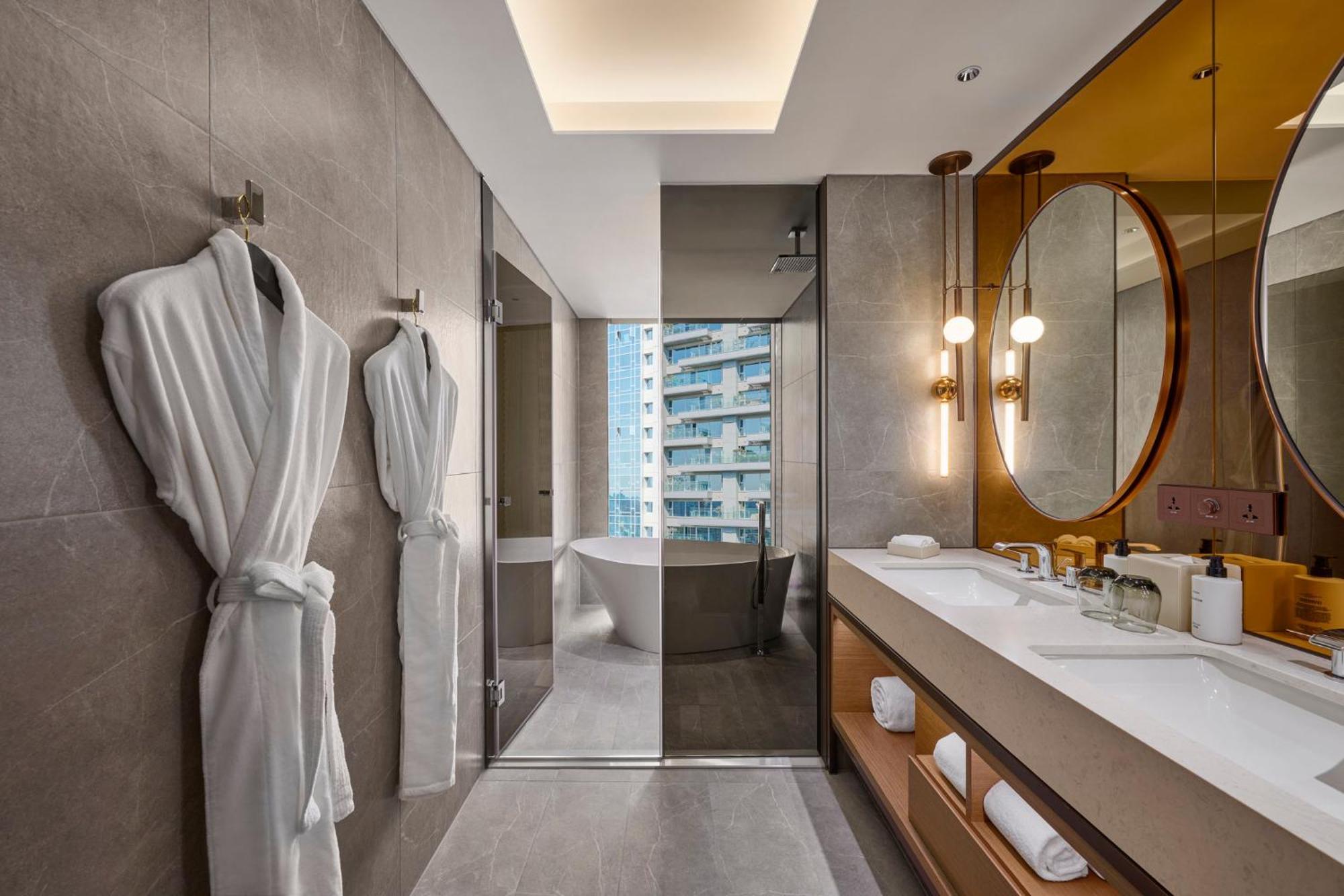 Intercontinental Taichung By Ihg Hotel Exterior photo